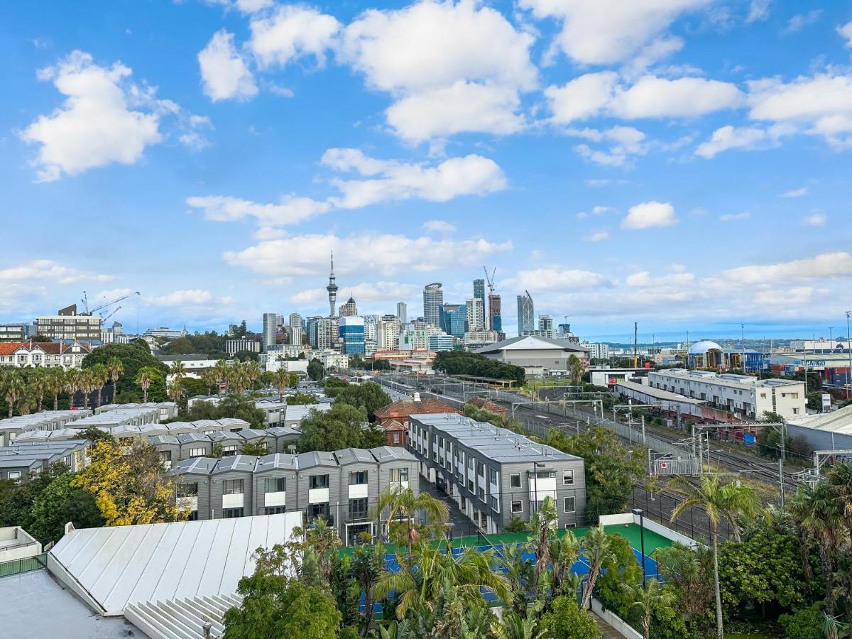 Le Mirage- Stylish, Central Apartment With Pools, Sauna, More Auckland Dış mekan fotoğraf